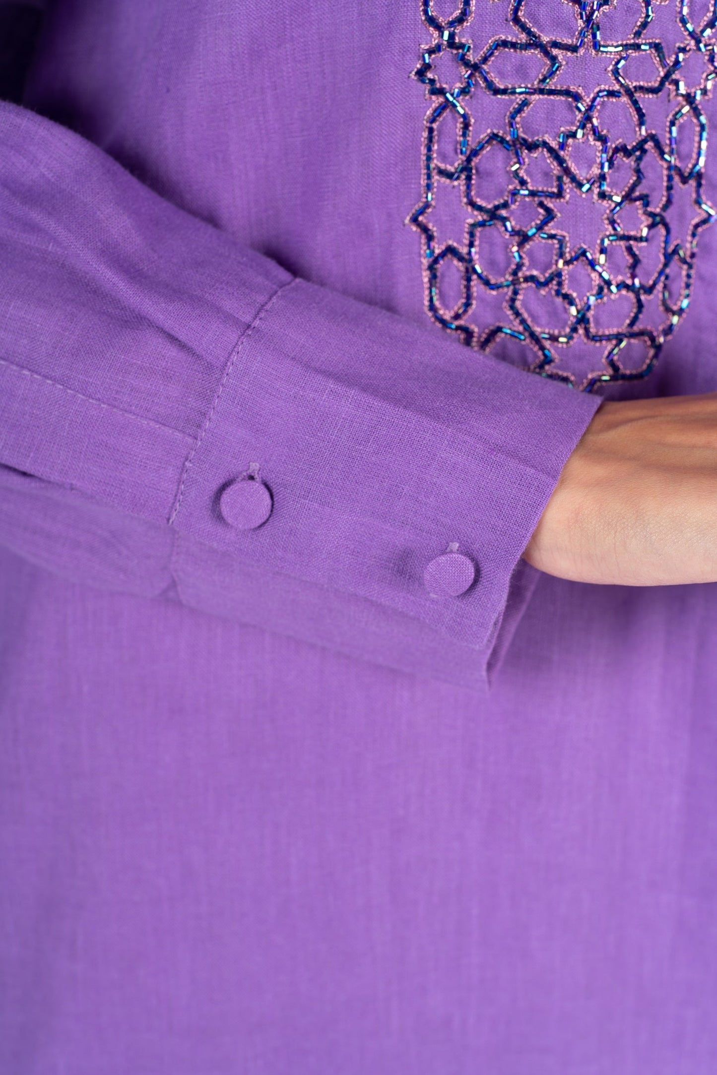 ماو ارابيسك كتان