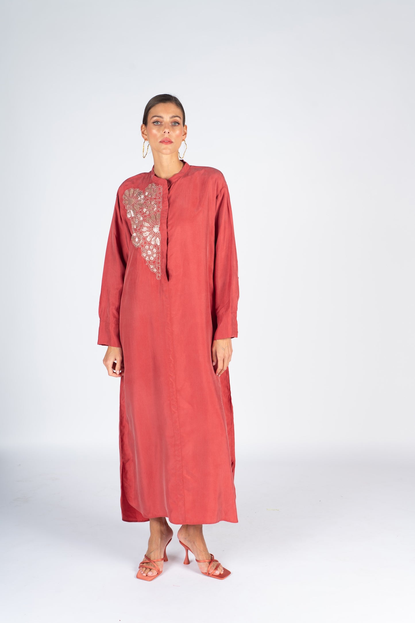 ماو ارابيسك حرير