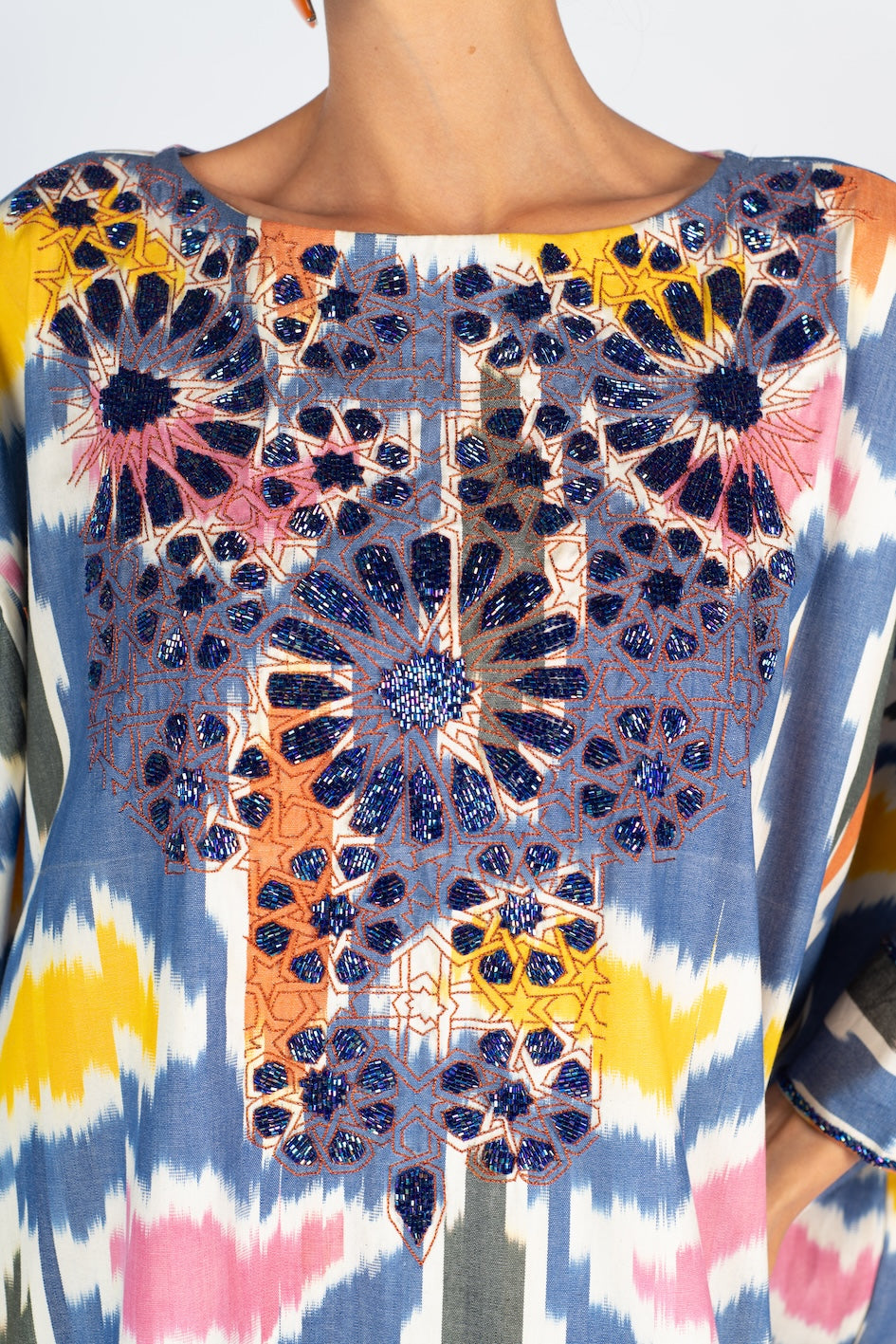 دراعة إيكات الحبيبات