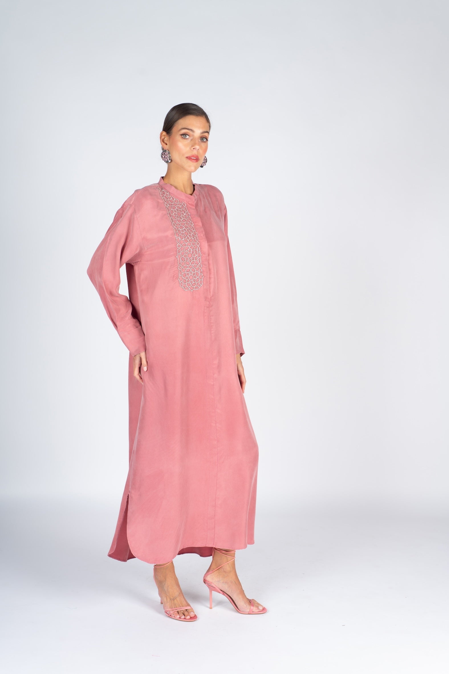 DSC7174_59085f55-935e-49a4-9728-ddae2202634e - Thaa