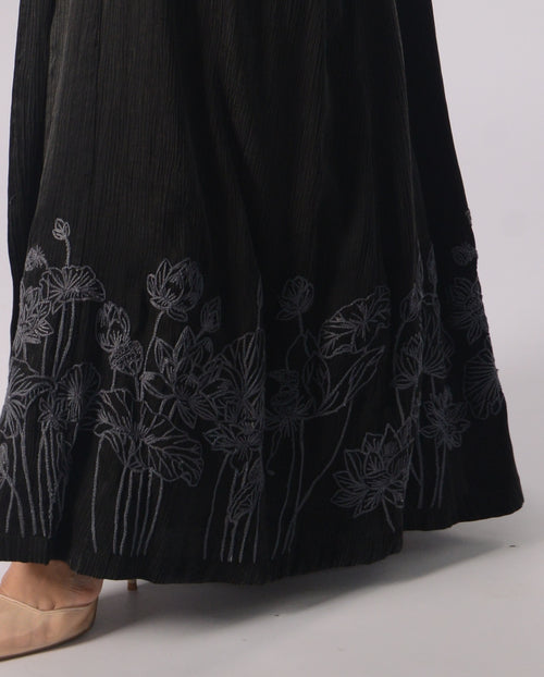 Load image 1 in gallery view