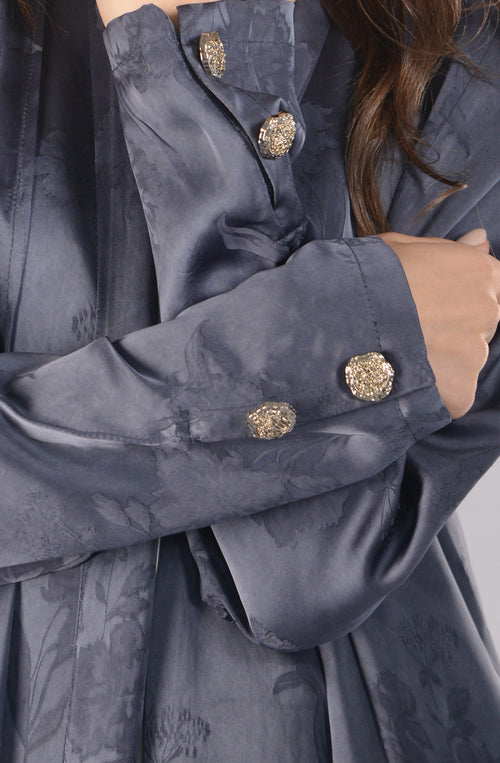 Load image 1 in gallery view