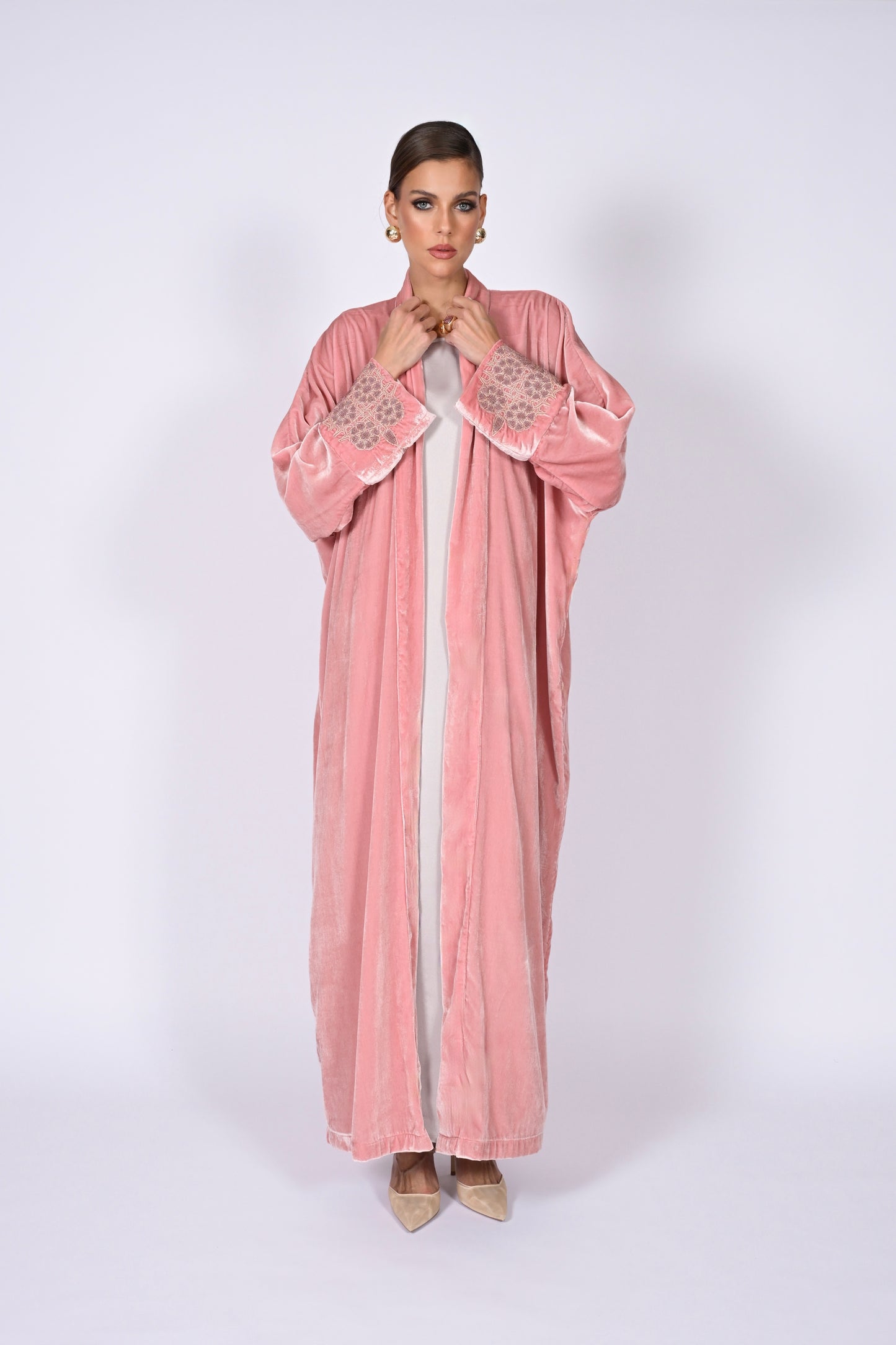 MADAWI VELVET ABAYA