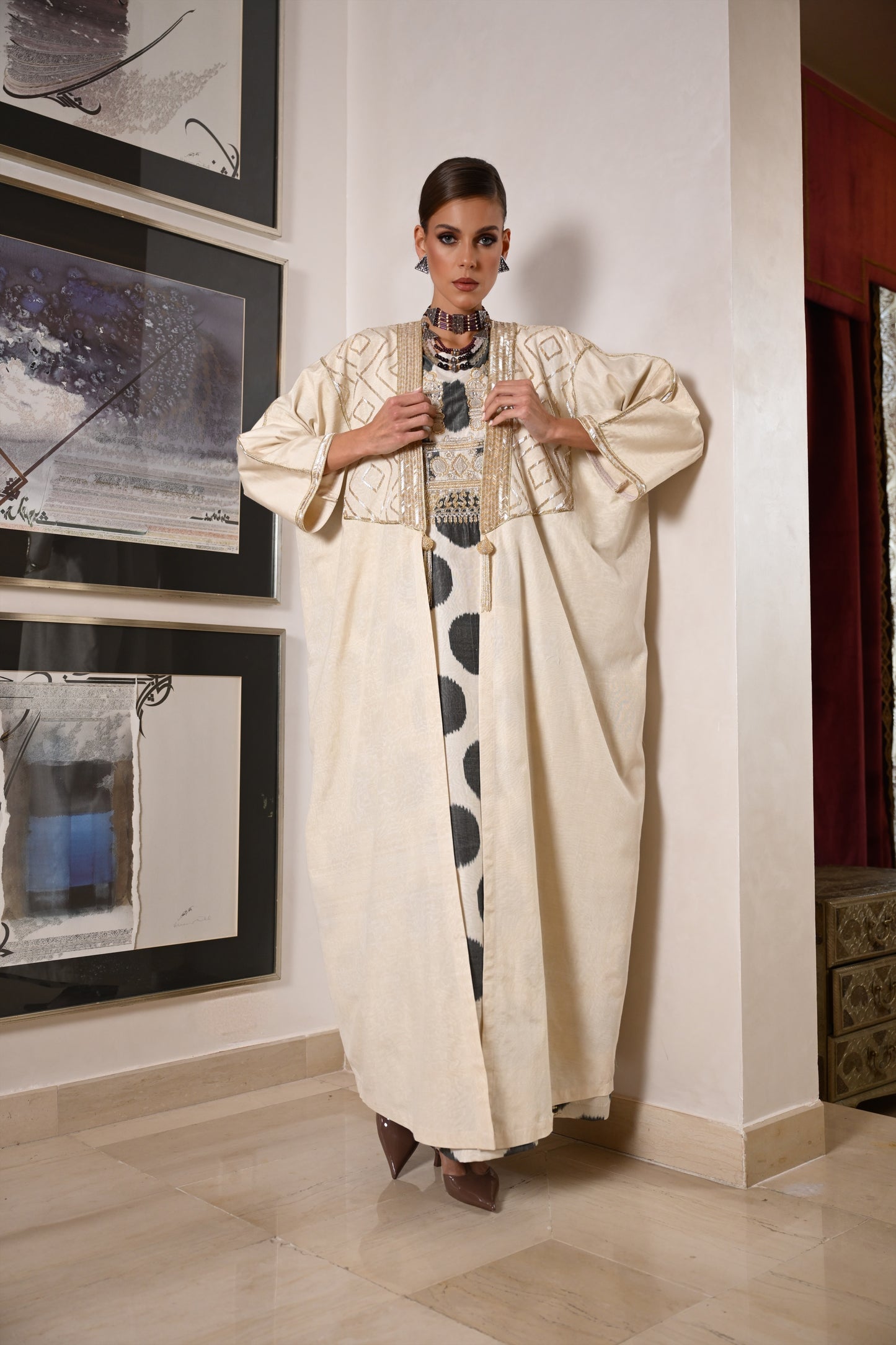 BISTH MOIRÉ ABAYA