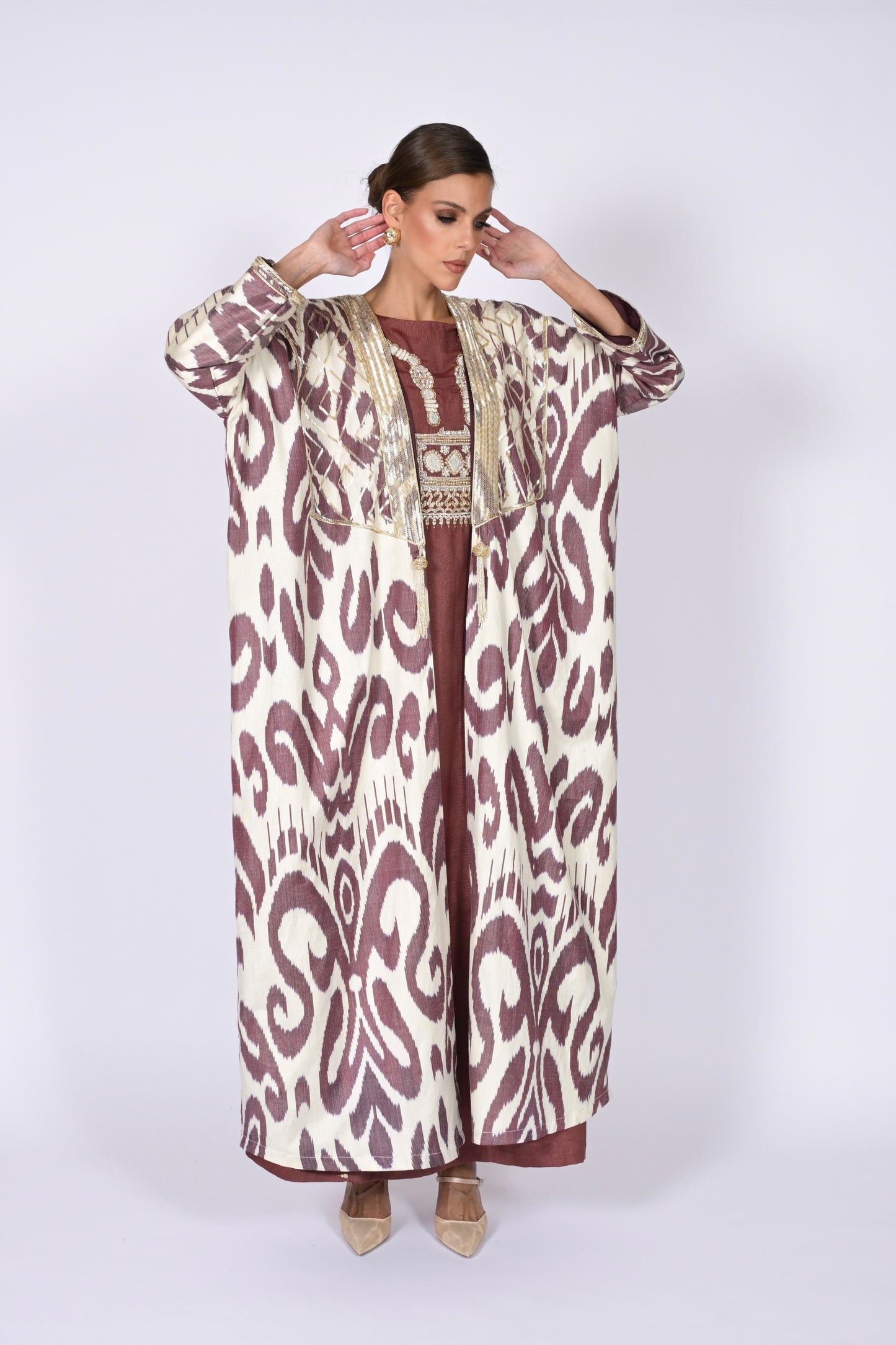 BISTH IKAT ABAYA