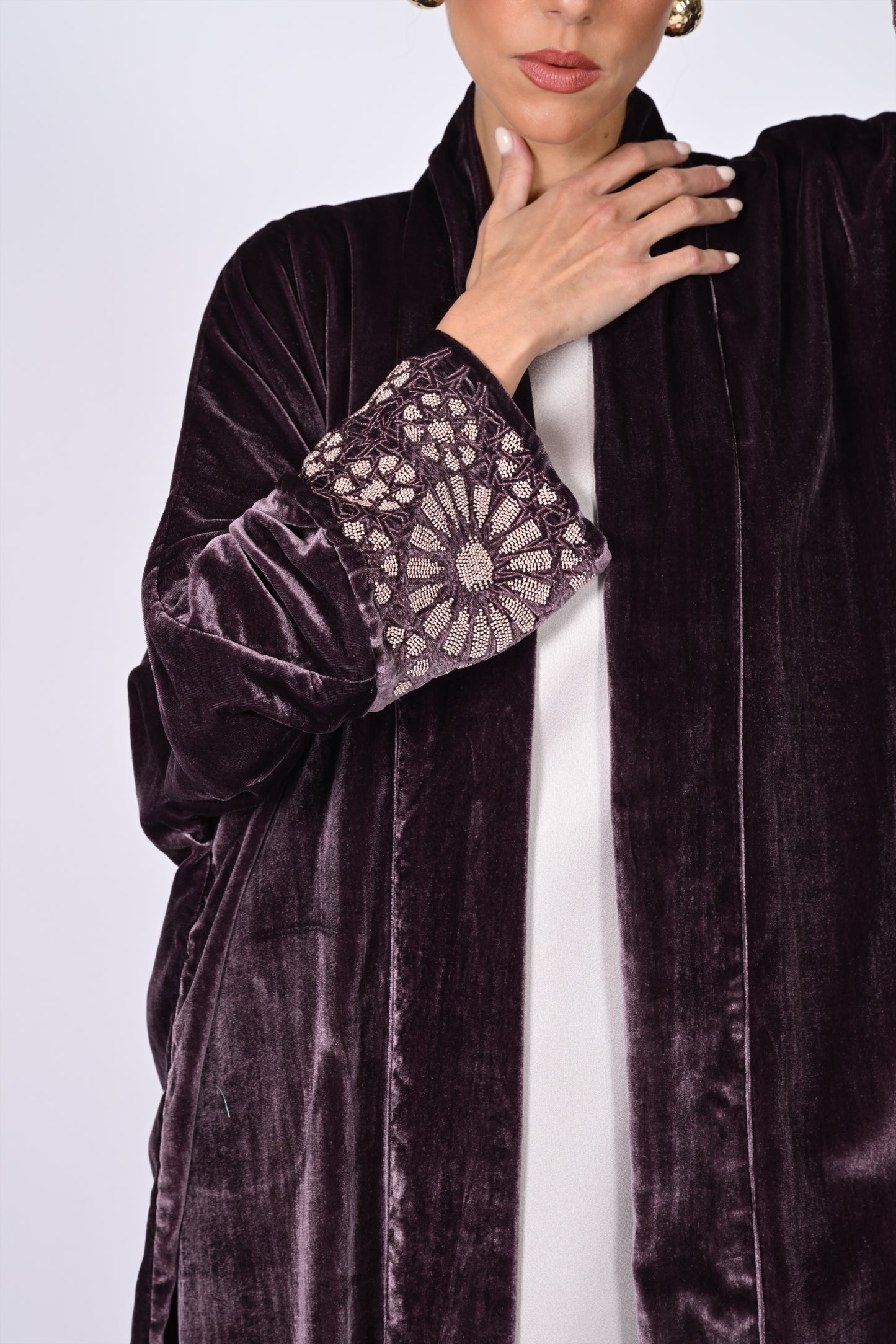 MADAWI VELVET ABAYA