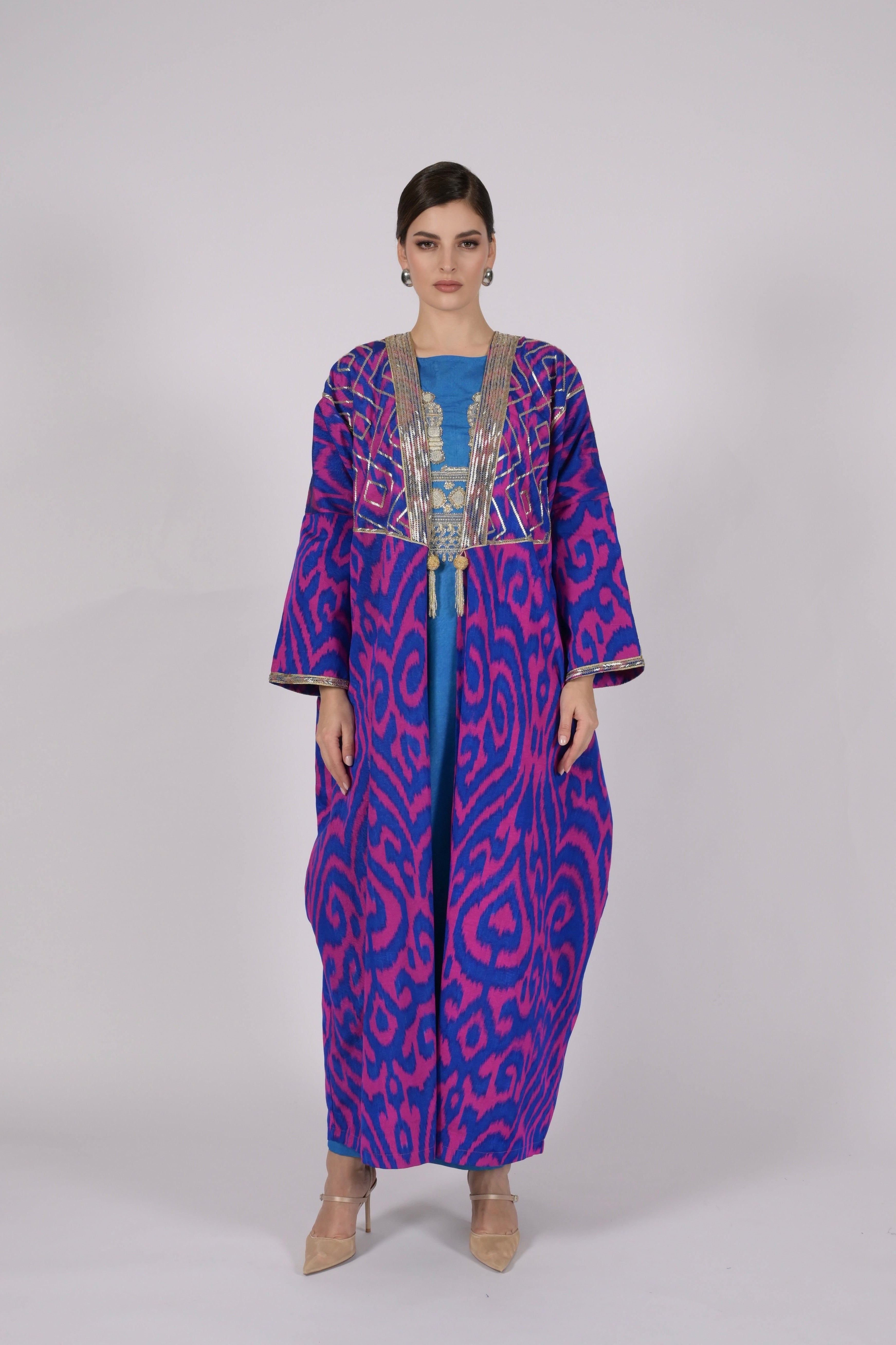 BISTH IKAT ABAYA