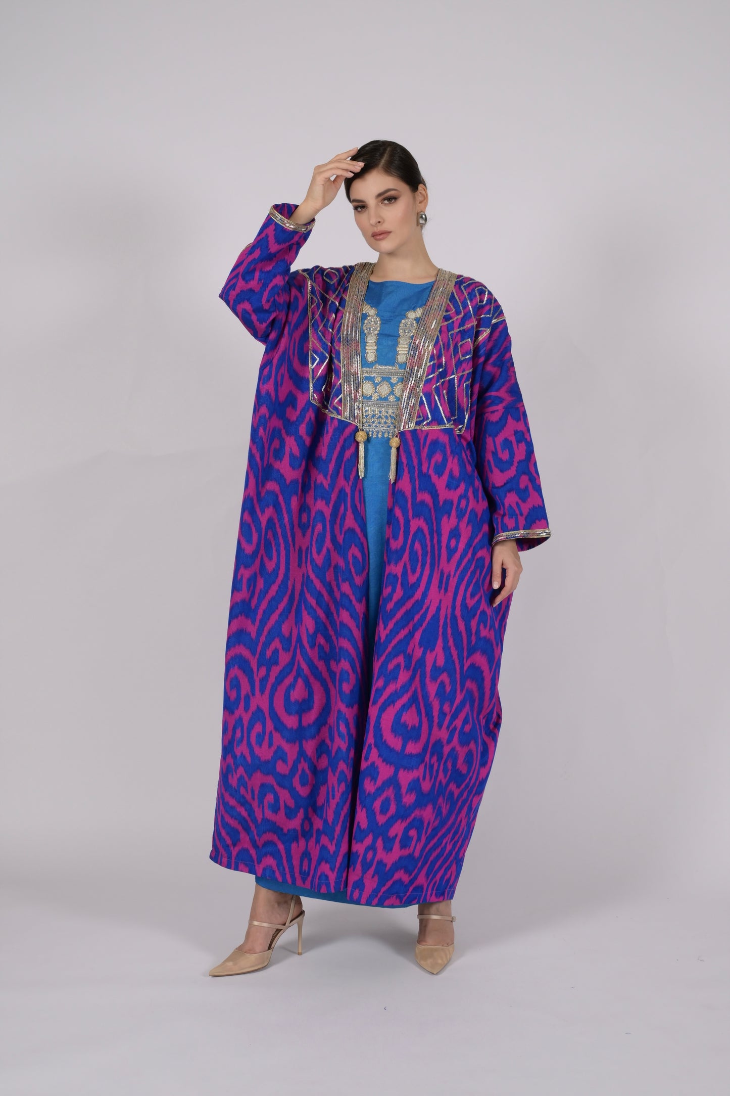 BISTH IKAT ABAYA