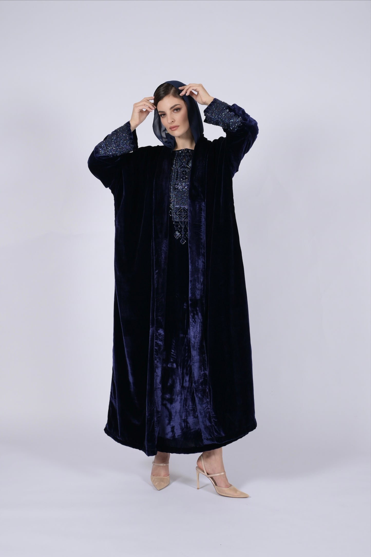 SHUMOUKH ABAYA