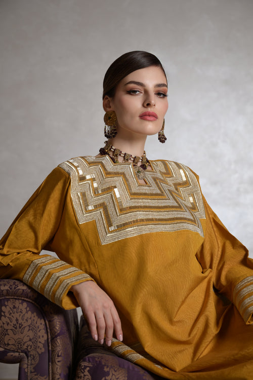 Load image 1 in gallery view