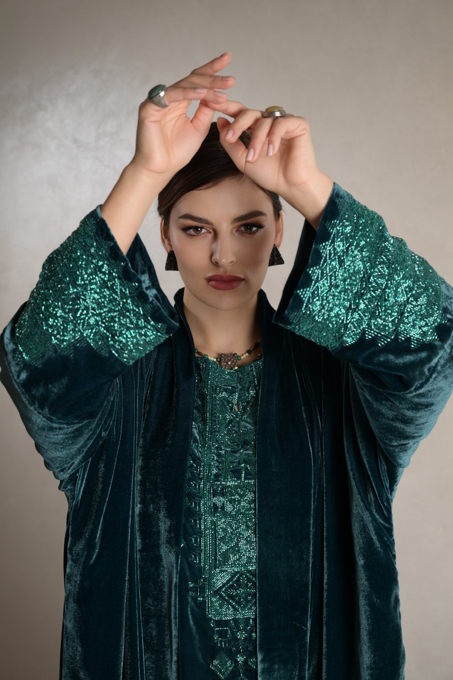 SHUMOUKH ABAYA