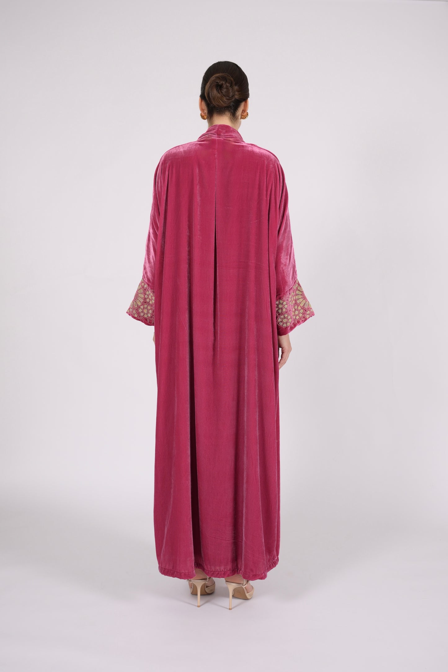 MADAWI VELVET ABAYA