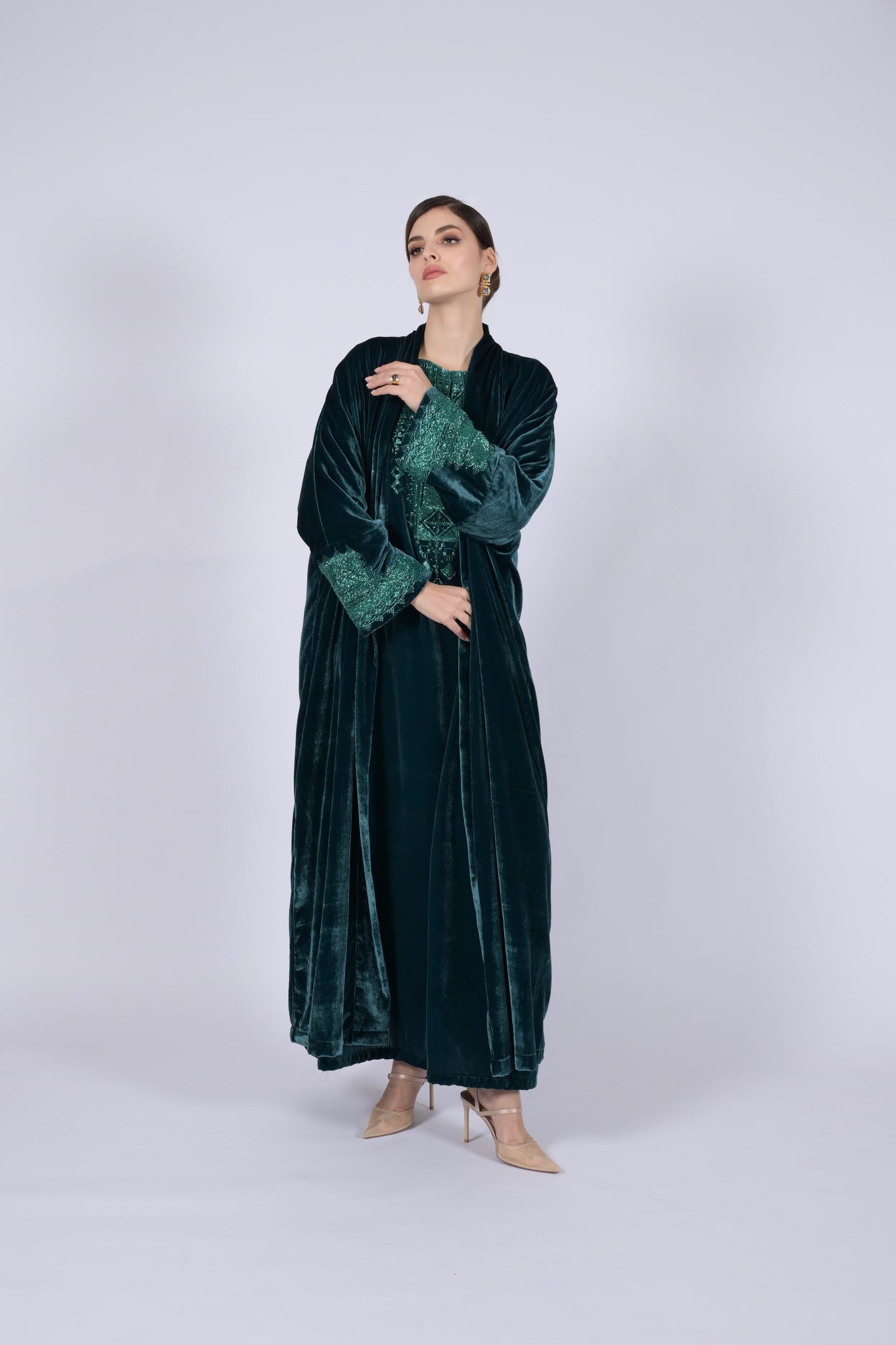 SHUMOUKH ABAYA