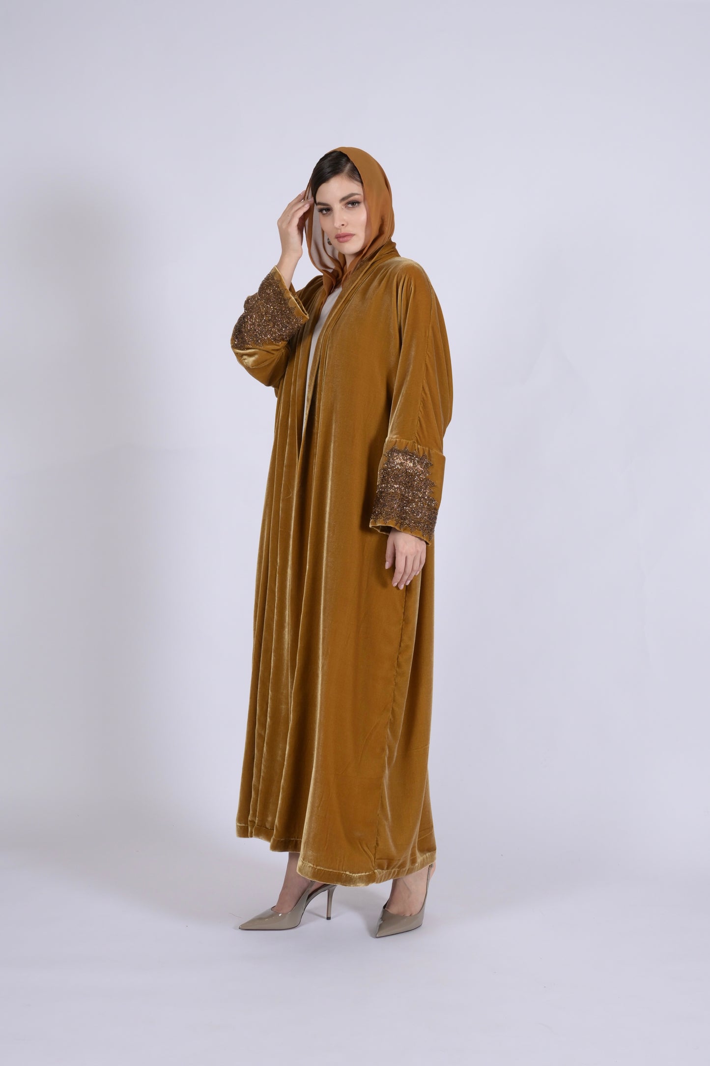 SHUMOUKH ABAYA