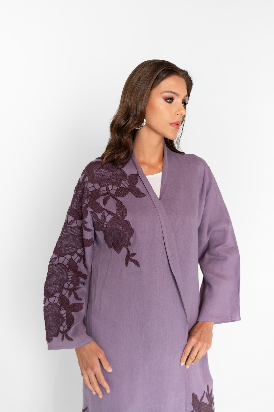 MAUVE - Thaa